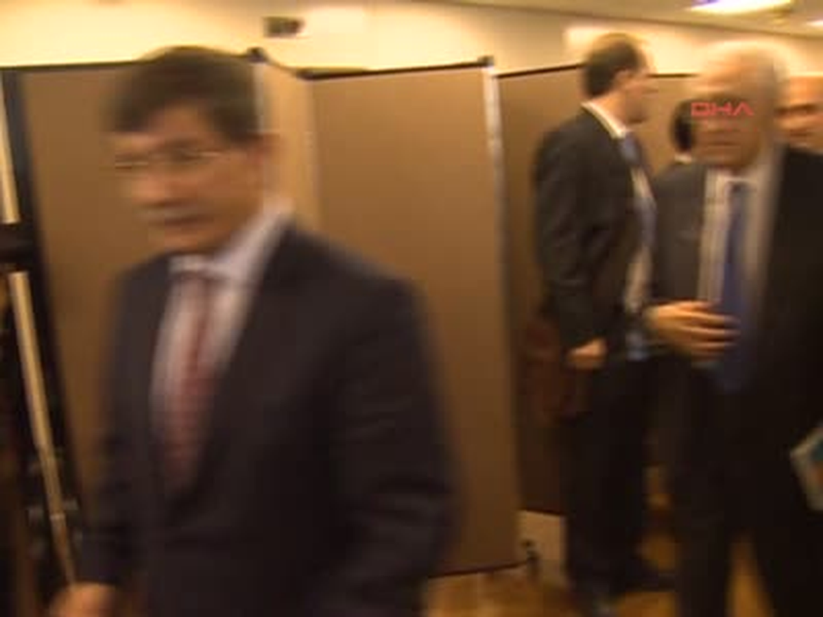 Davutoğlu, Etkin Arabuluculuk Toplantısına Katıldı