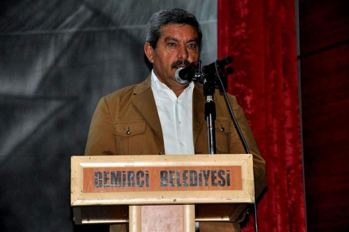 Demirci'de TOKİ Bilgilendirme Toplantısı Yapıldı