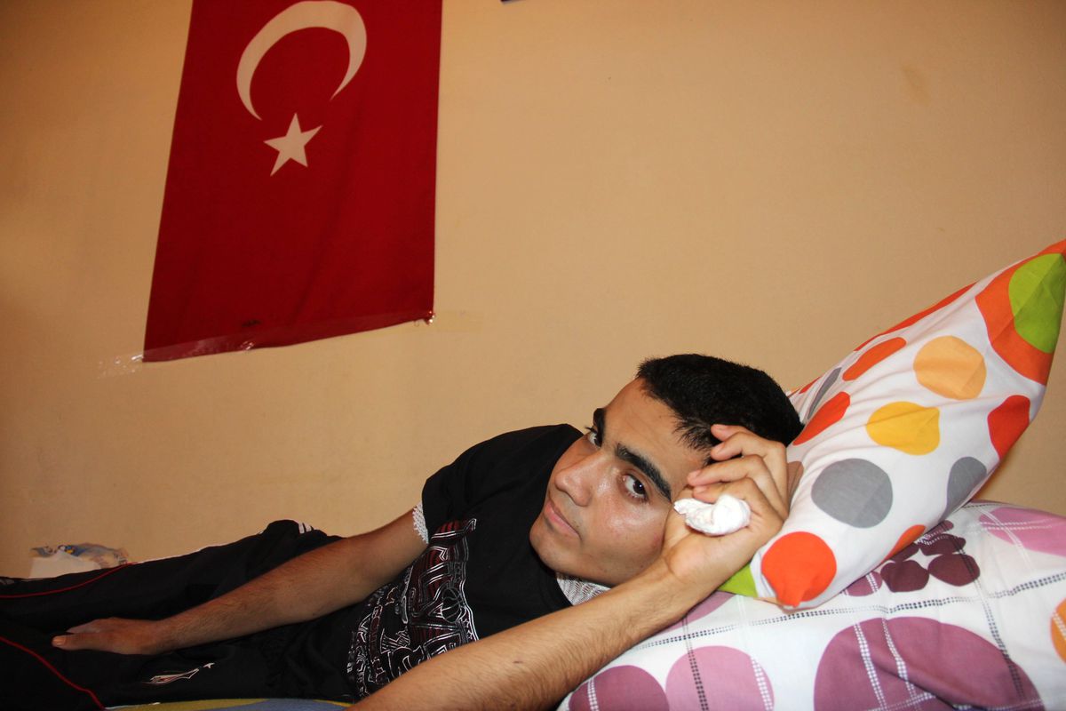 Hainler Yaralıları Alan Ambulansa Bile Ateş Açtı