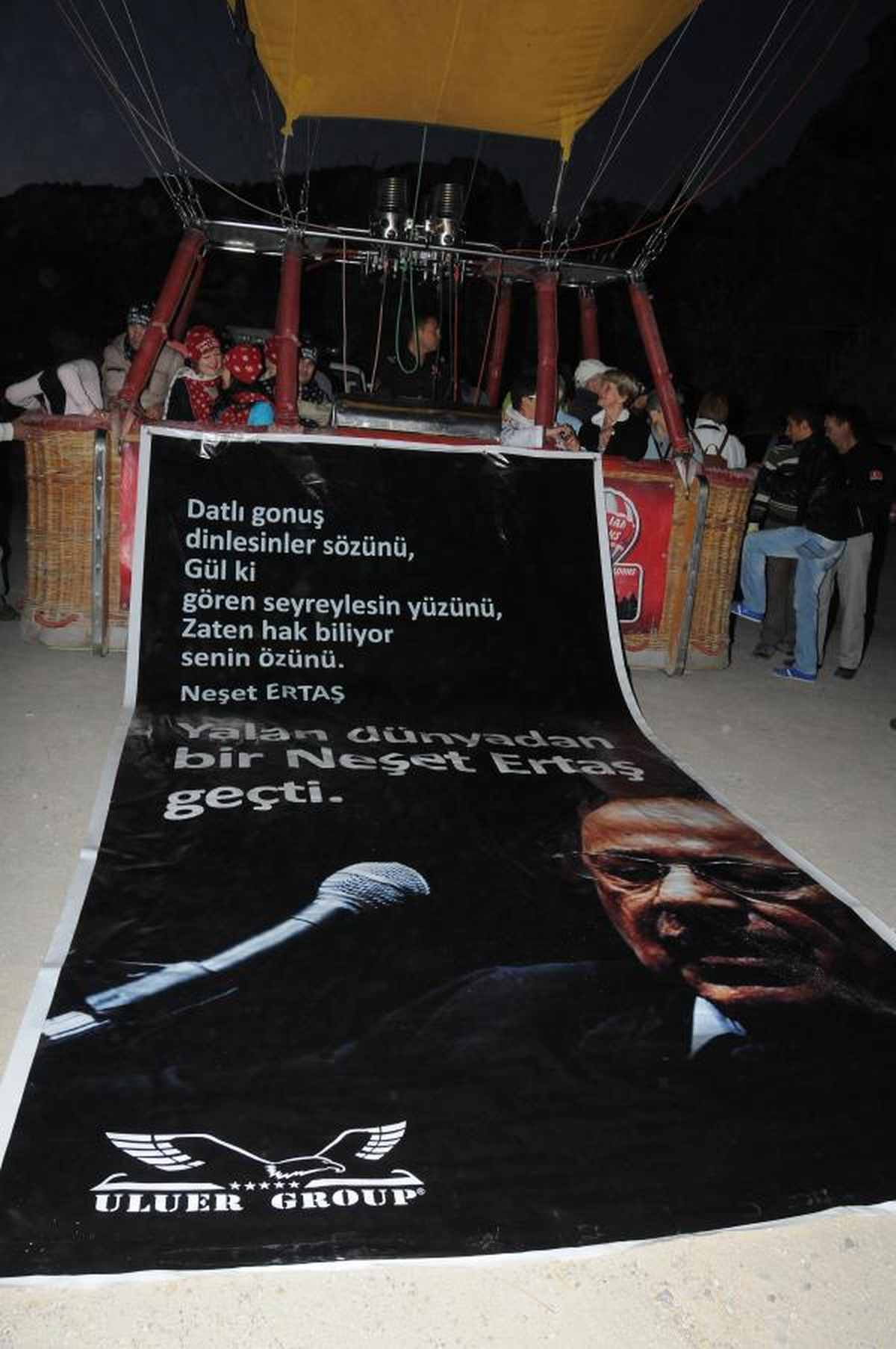 15 Balon Neşet Ertaş Anısına Havalandı
