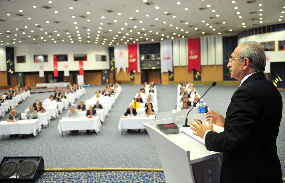 Kılıçdaroğlu: "Her Zamankinden Daha Fazla Çalışmalıyız"