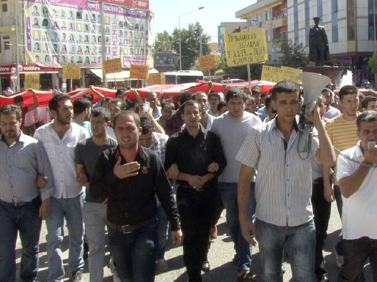 Peygambere Hakaret İçeren Film, Adıyaman\'da Protesto Edildi