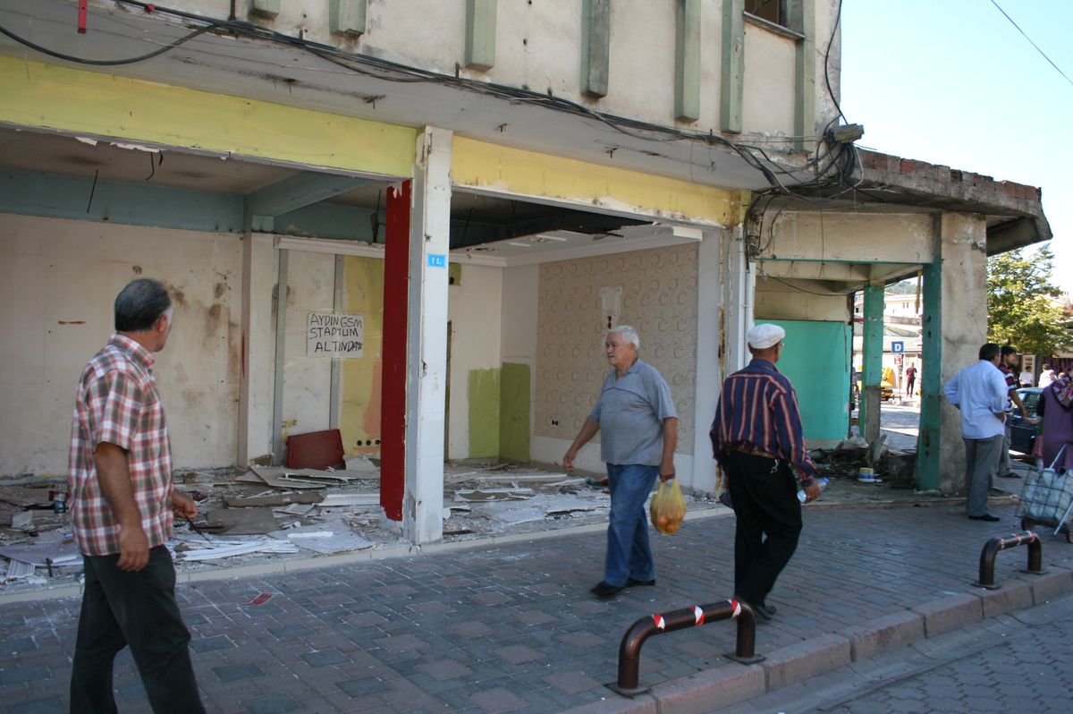 Saray İçin Boşaltılıyor