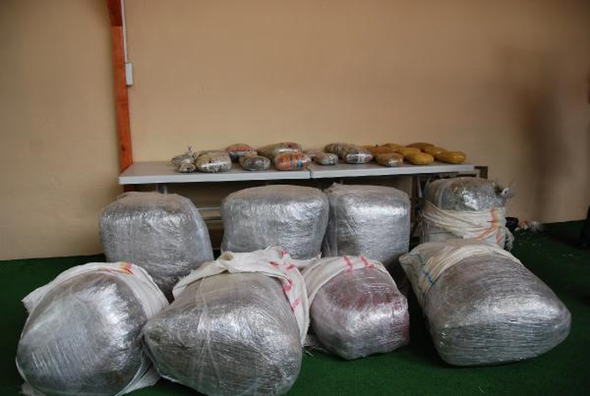 Tokat\'ta Esrar ve Kaçak Sigara Operasyonu