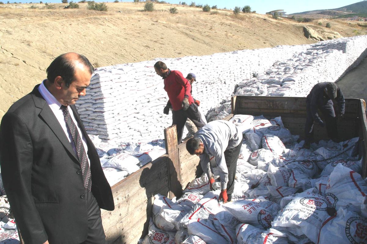 Yozgat Sydv İhtiyaç Sahibi Vatandaşlara Kömür Dağıtımına Başladı