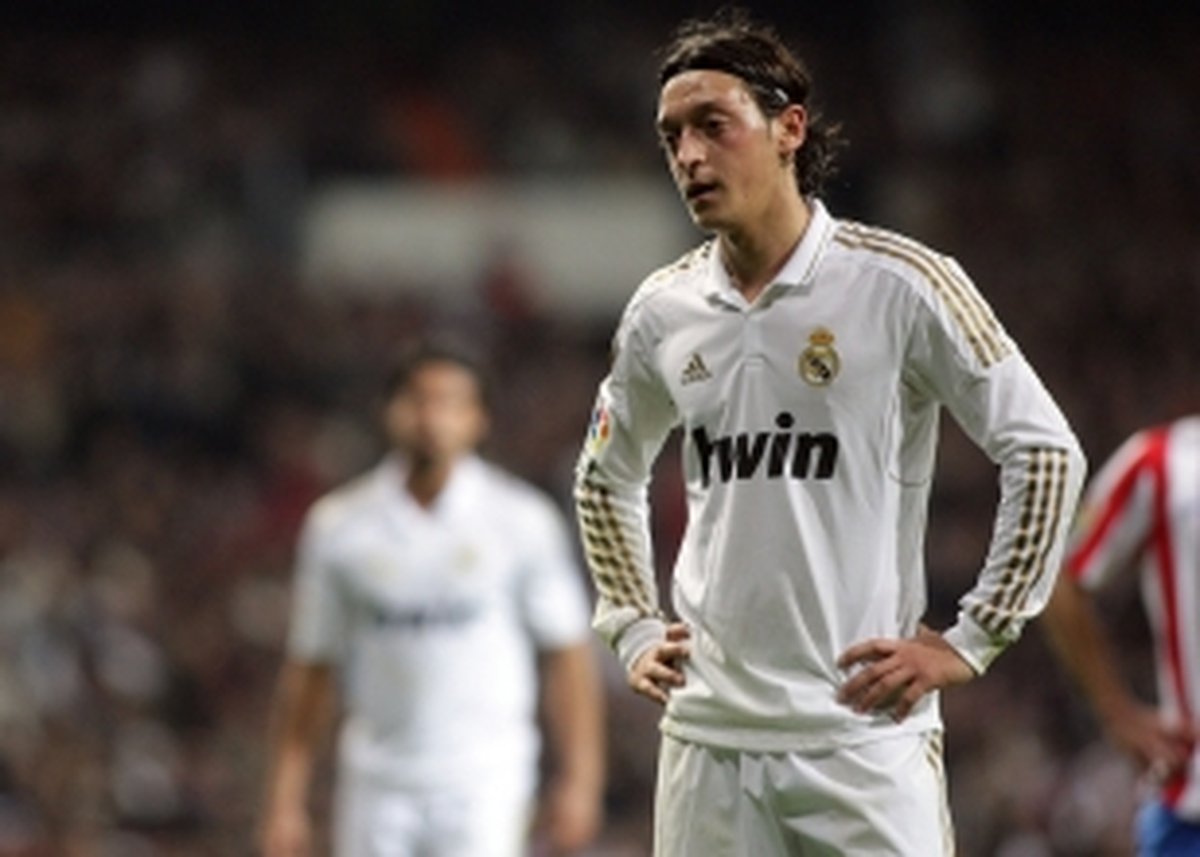 Bu Seferde Mesut "Mutsuz"!..