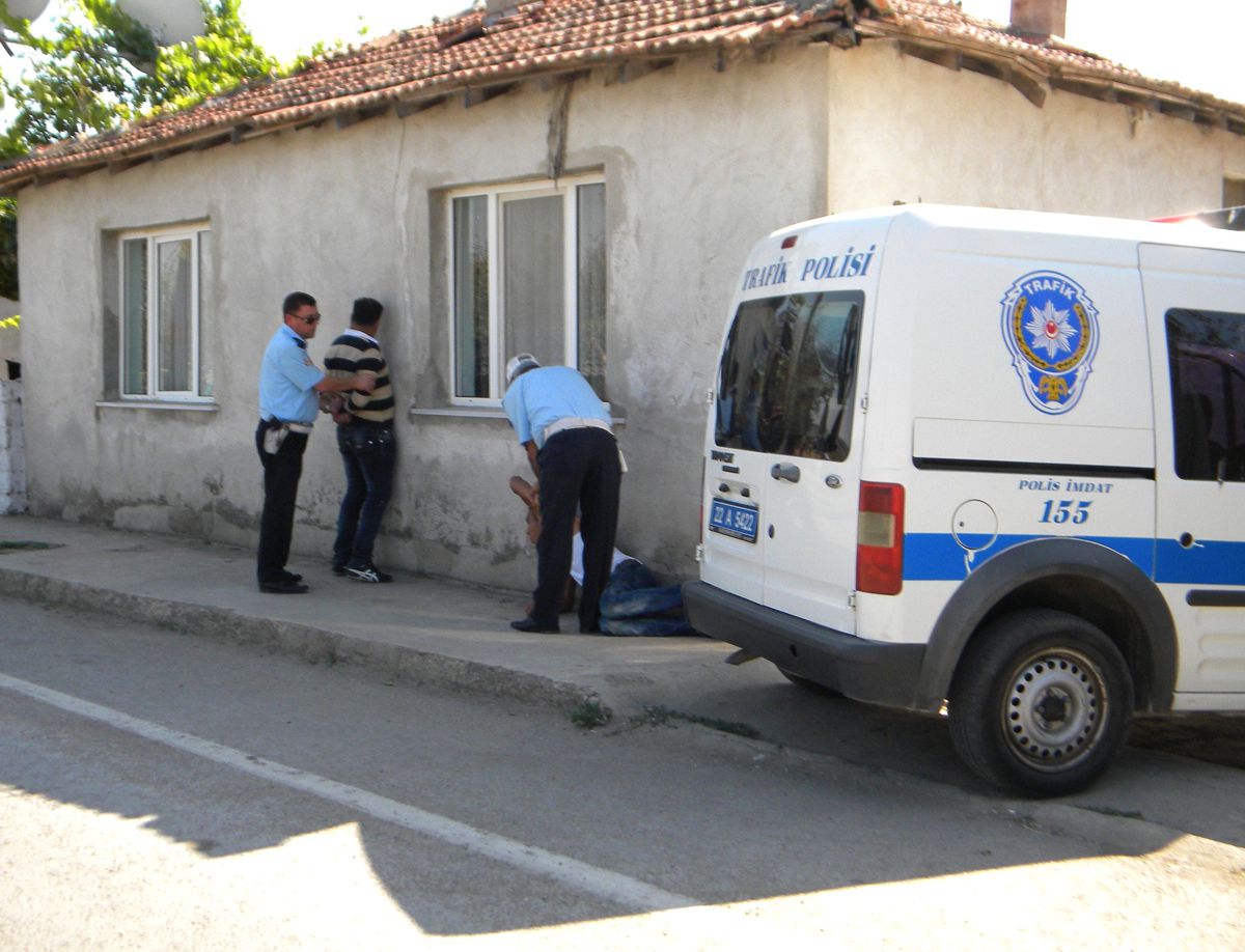 Edirne\'de 12 Kaçak Göçmen Yakalandı