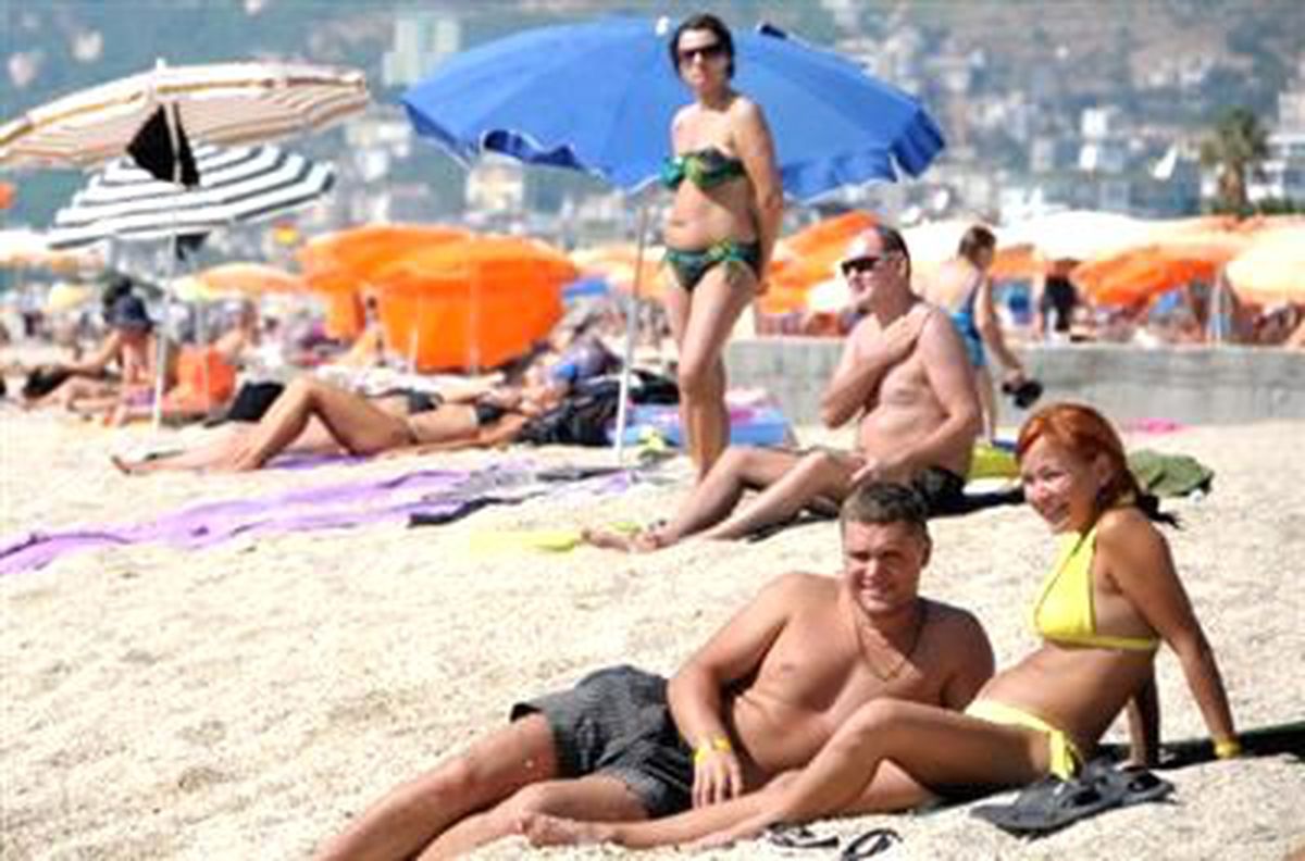 Eylül Bitti Antalya\'da Yaz Bitmedi