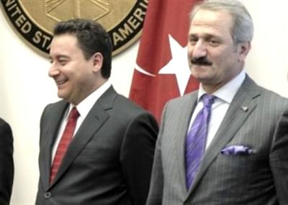 \'Gaz\' ve \'Fren\' Tartışmasına Sanayici de Katıldı