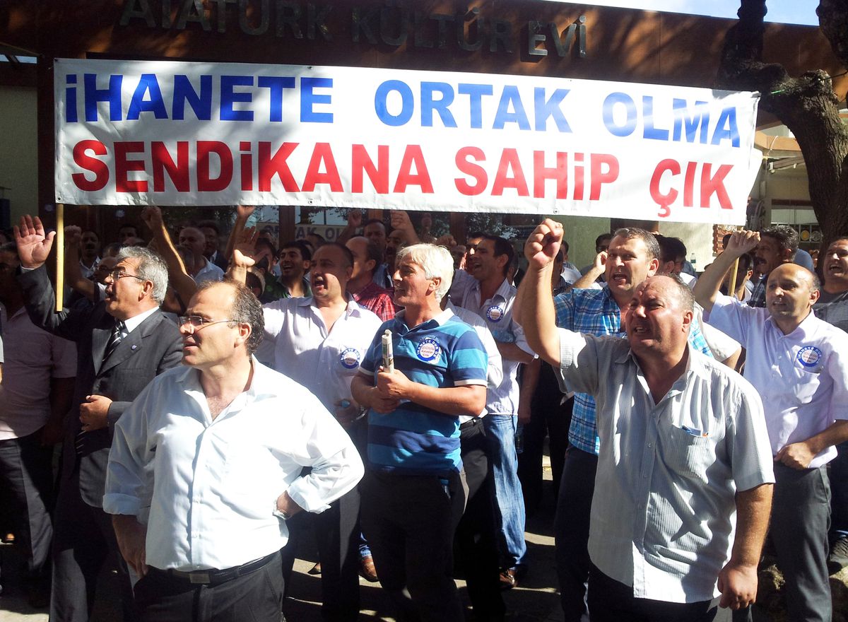 (Özel Haber) Polisle İşçiler Birbirine Girdi