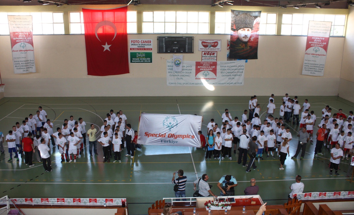 Özel Olimpiyatlar Marmara Bölge Şampiyonası, Keşan\'da Yapıldı
