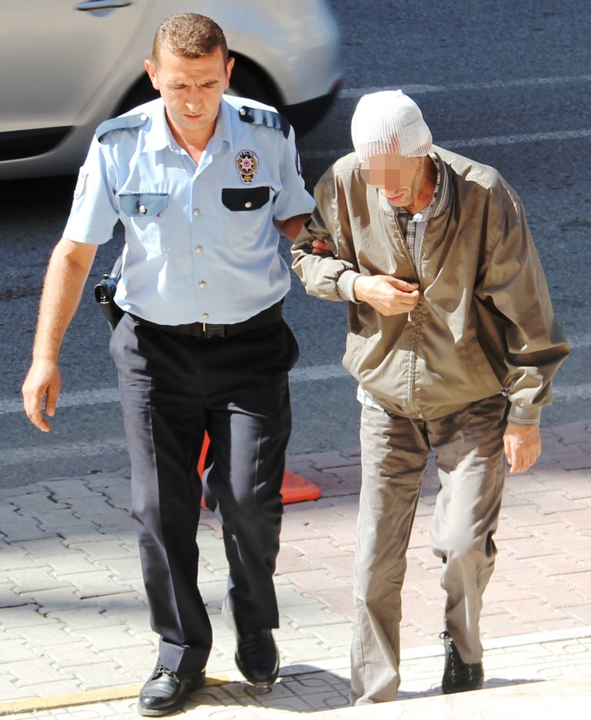 Şakayı Yanlış Anlayınca Hastanelik Oldu