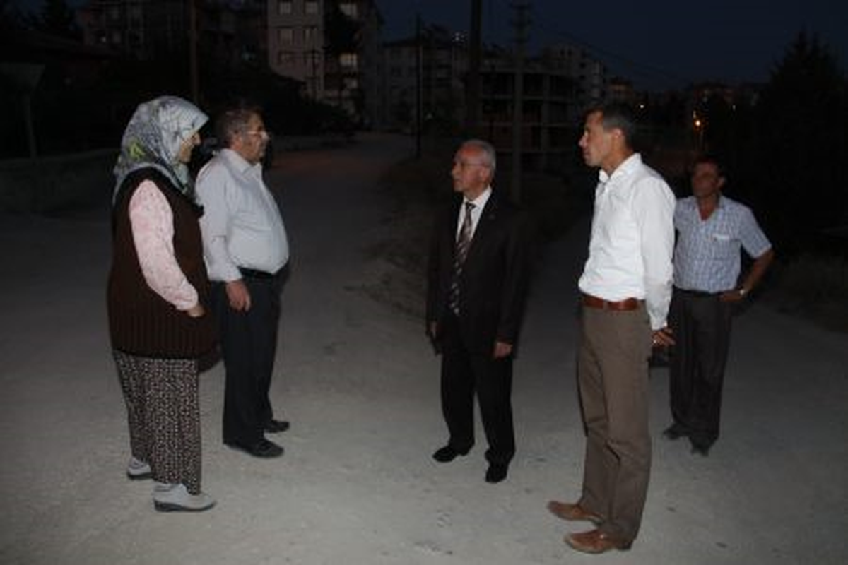 Sıcak Asfalt Çalışmaları Sürüyor