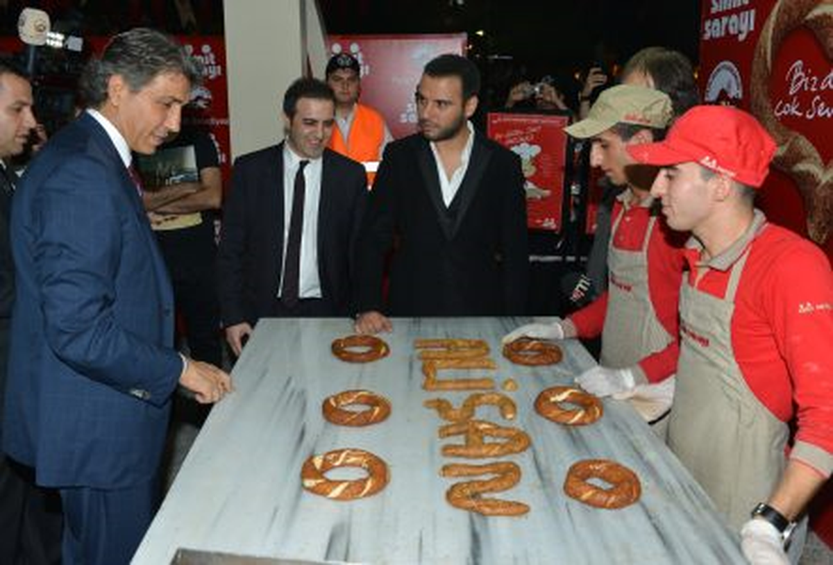 Simit Festivali\'nde Alişan Konseri
