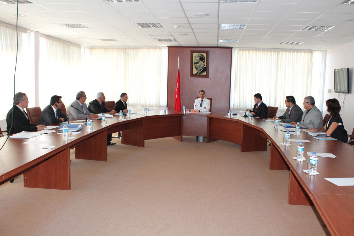Vali Tapsız İl Özel İdaresi\'nden Brifing Aldı