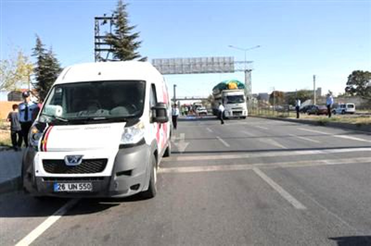 Üst Geçitten Geçmedi, Canından Oldu