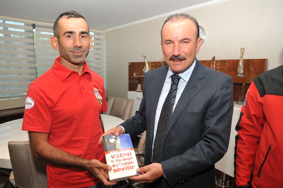 Akut Ekibi, Başkan Doğan\'ı Ziyaret Etti