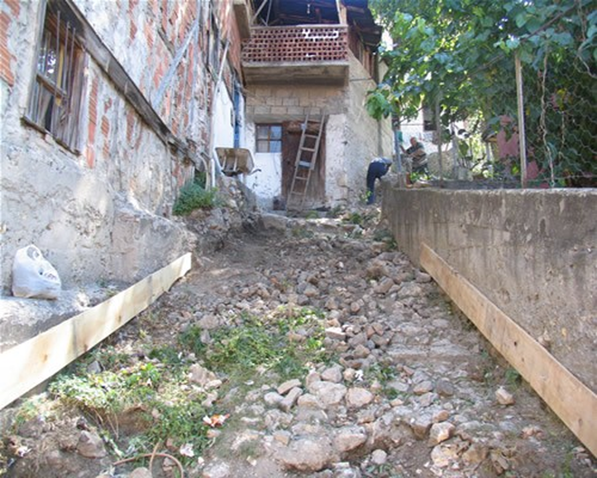 Araç\'ta Sokak Araları Yenileniyor
