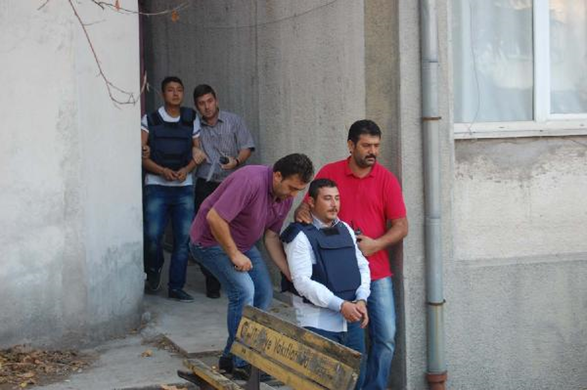 Bıçaklanarak Öldürüldü (2)