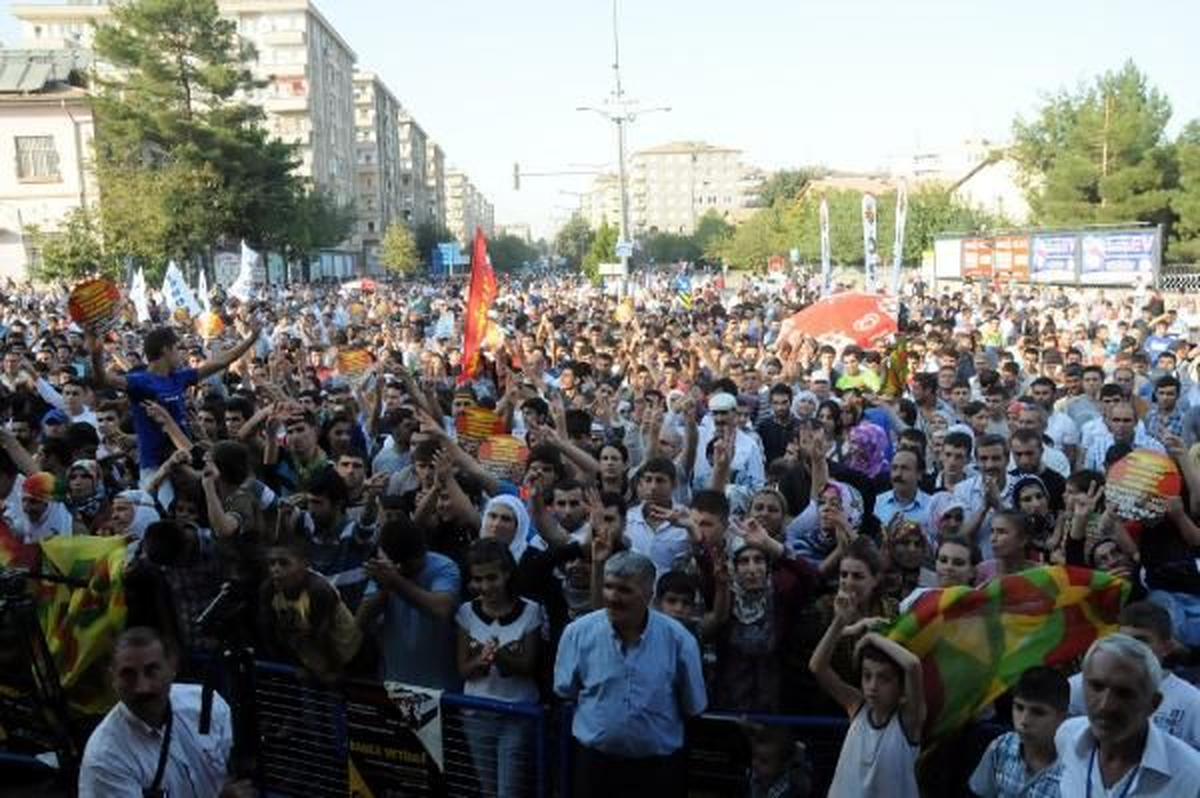 Diyarbakır\'da Cezaevi Mitingi