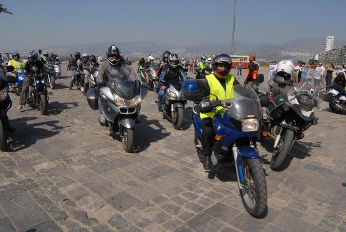 Engelli Çocuklara Motosikletle İzmir Turu