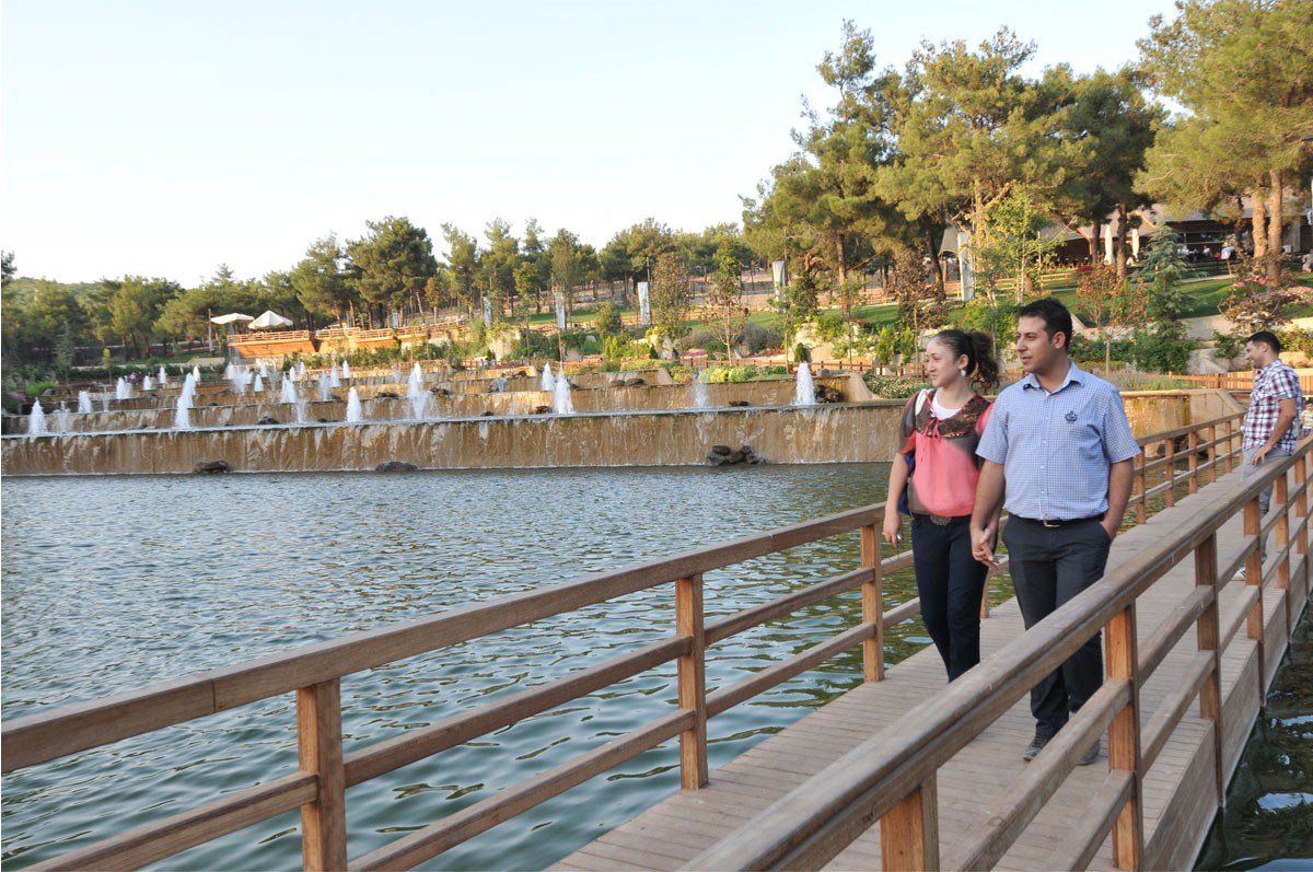 Gaziantepli\'nin Buluşma Adresi Dülük Tabiat Parkı