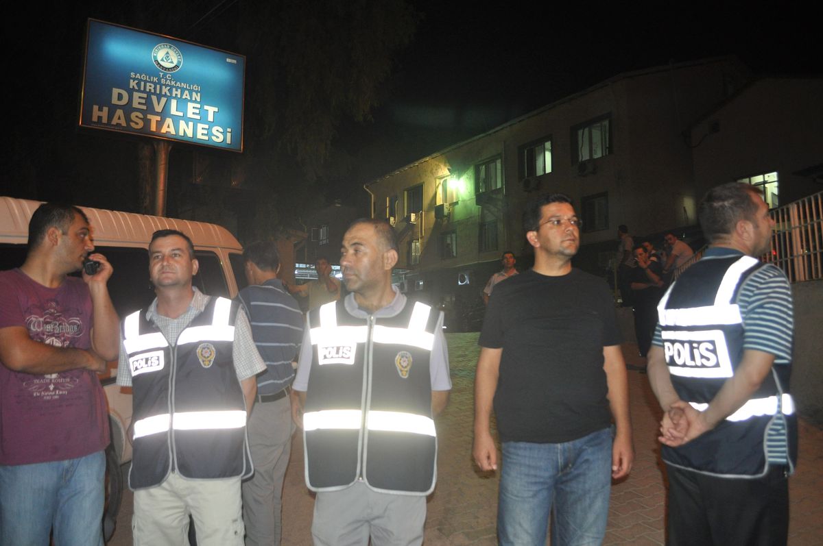 Jandarma Karakoluna Saldırı: 5 Yaralı