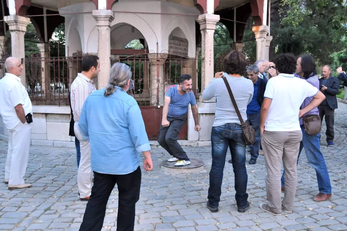 Karikatürcüler Akşehir'de Dünyanın Ortasına Ayak Bastı