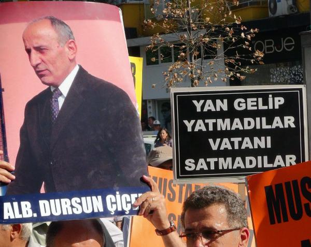 Konya\'da Sivil Toplum Kuruluşlarından, Balyoz Davası Kararları\'na Protesto