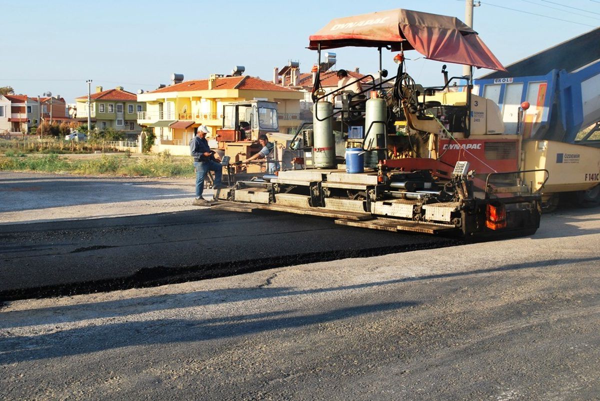 Küçükköy-Sarımsaklı\'da Yollara 2 Bin 765 Ton Sıcak Asfalt