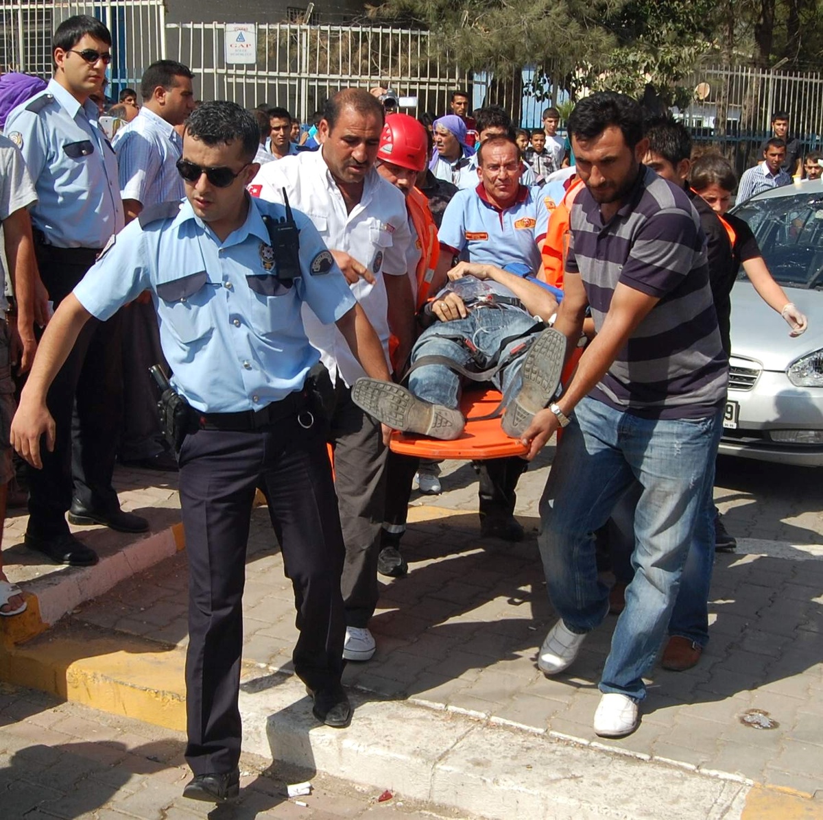 Şanlıurfa\'da Zincirleme Trafik Kazası: 1 Yaralı
