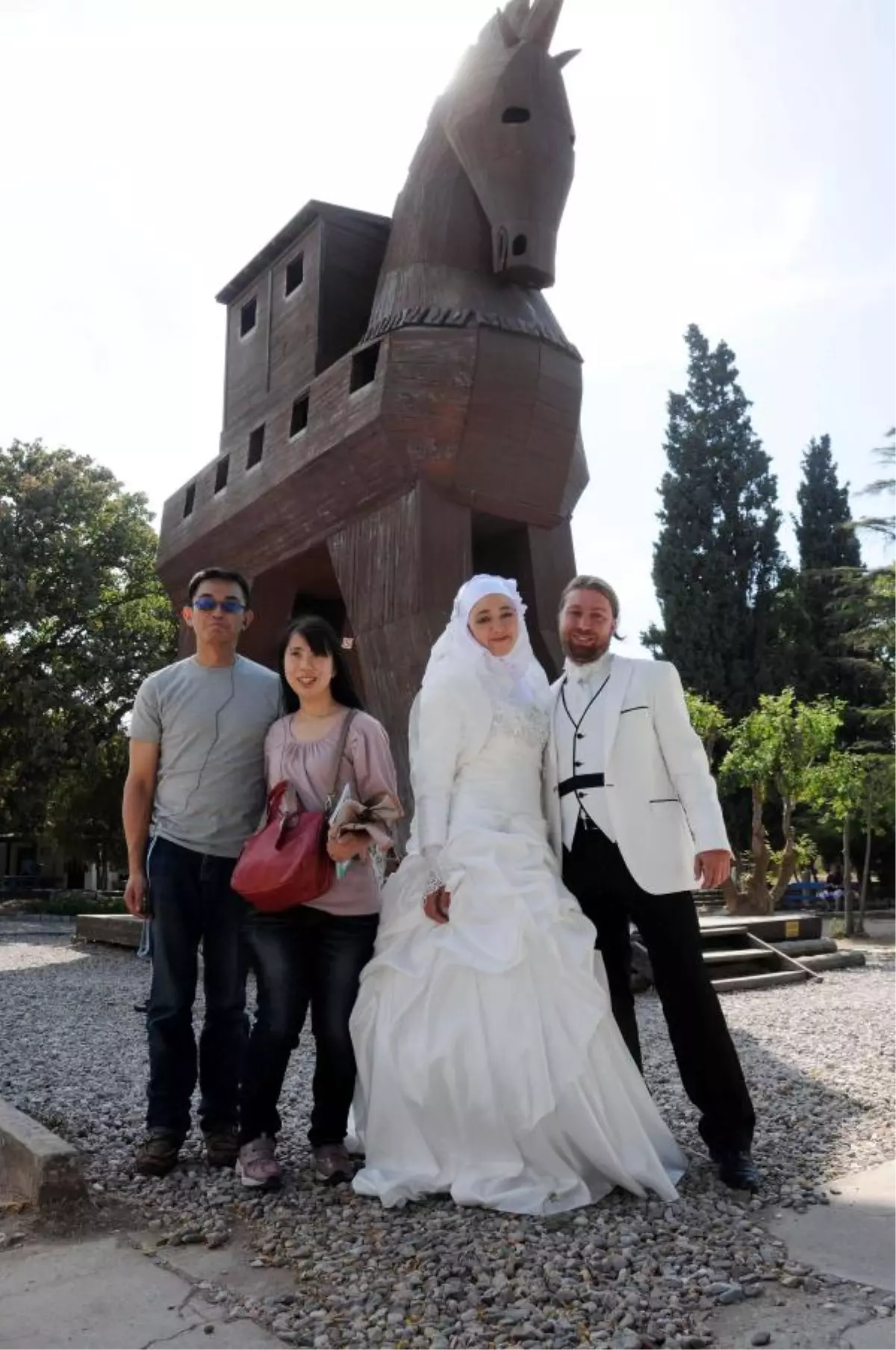 Savaş Hilesi Troia Atı Nikah Salonu Oldu