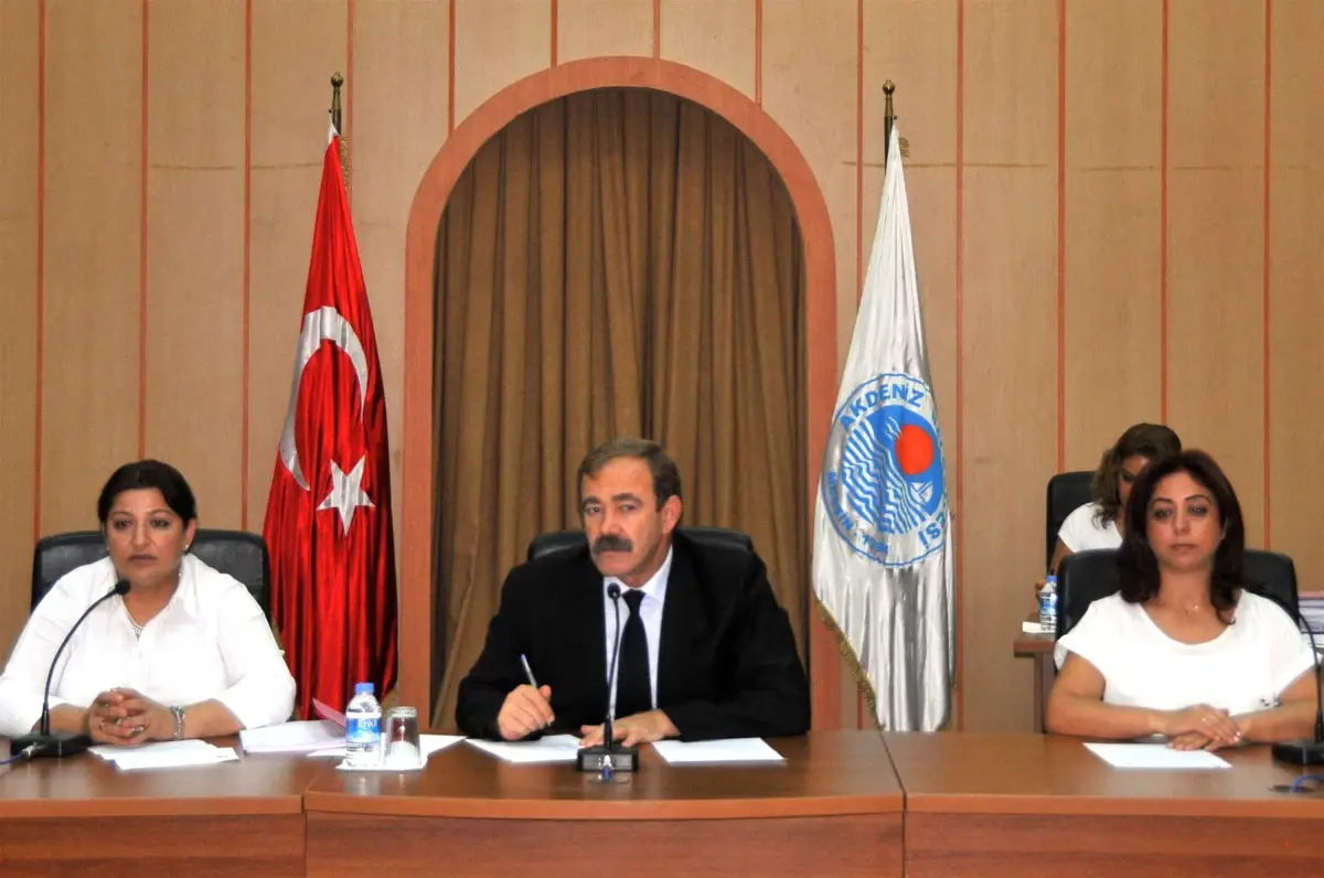 Akdeniz Belediye Meclisi Ekim Ayı Toplantısını Yaptı