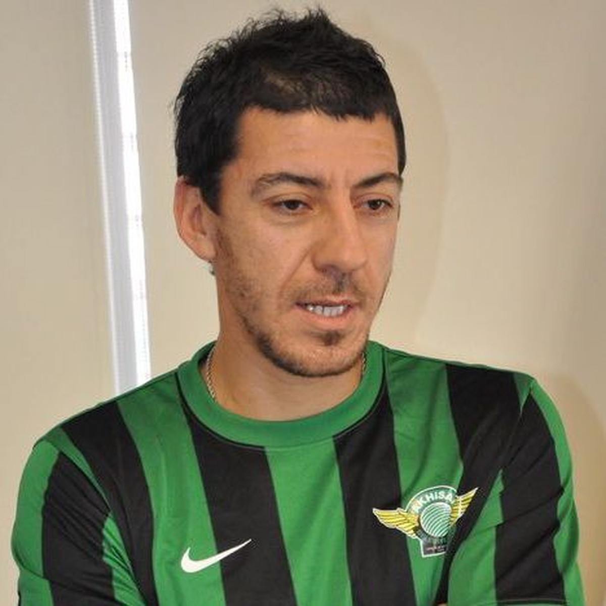 Akhisar Belediyespor\'da Kürşat Kadro Dışı