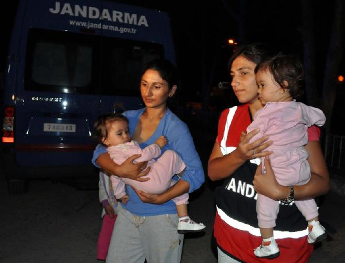 Alkollü Eşinin Şiddetinden Kaçıp Jandarmaya Sığındı