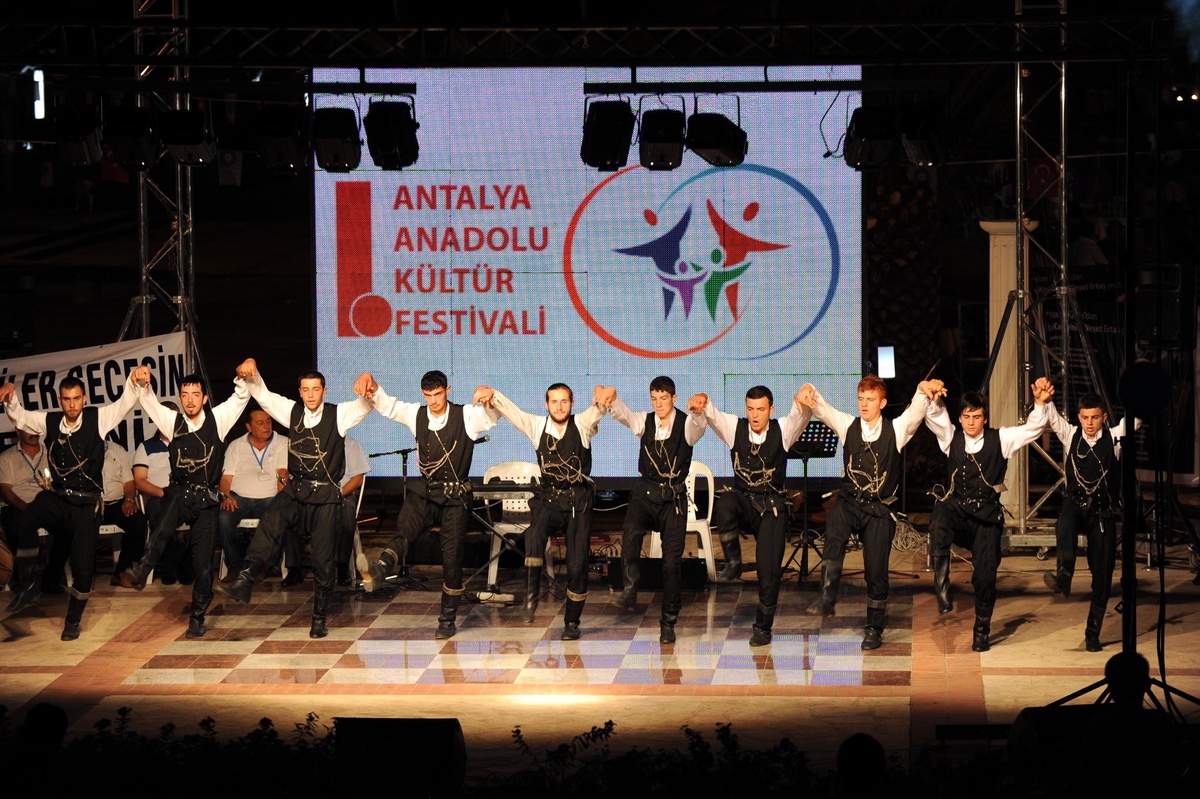 Anadolu Kültür Festivali\'ne Coşkulu Kapanış