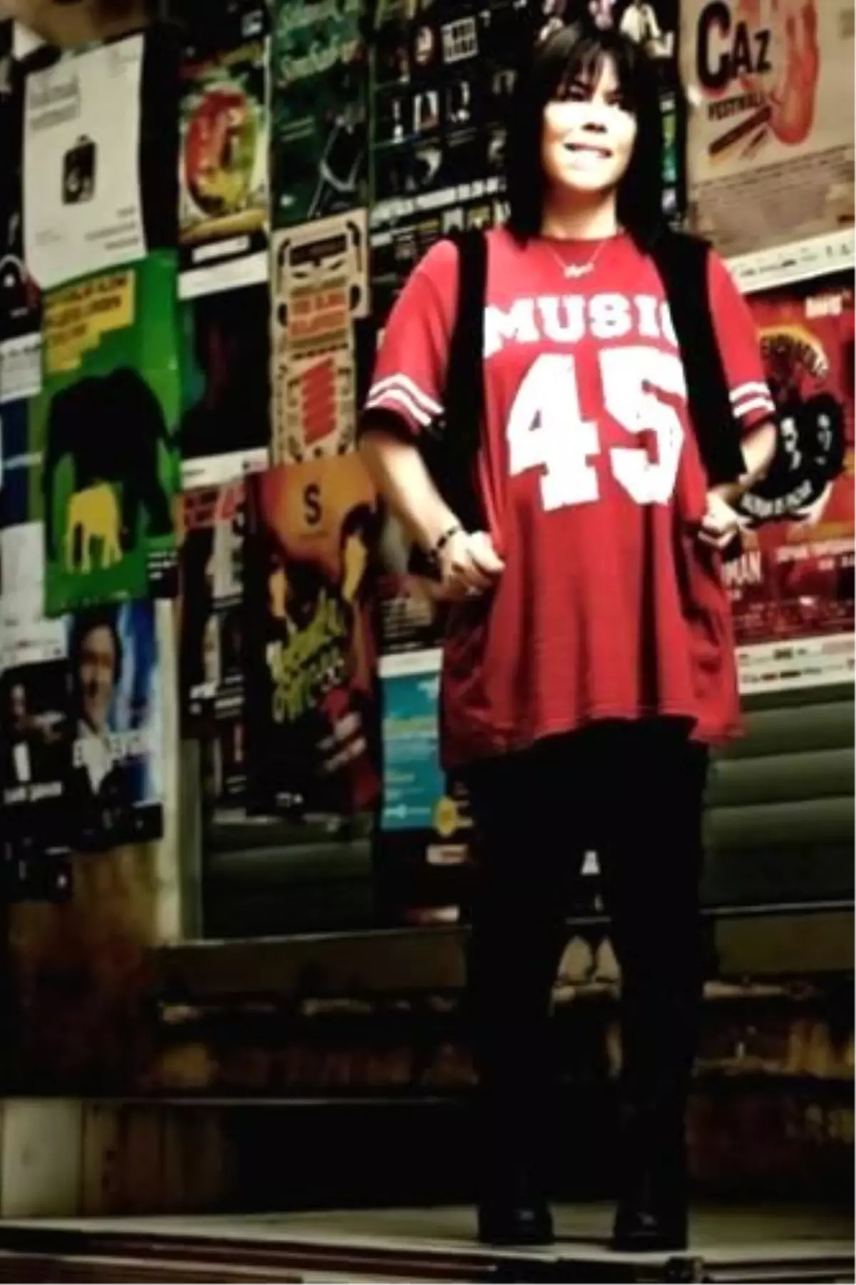 Ayşe Gencer\'den Sonbahara Özel Şarkılar!