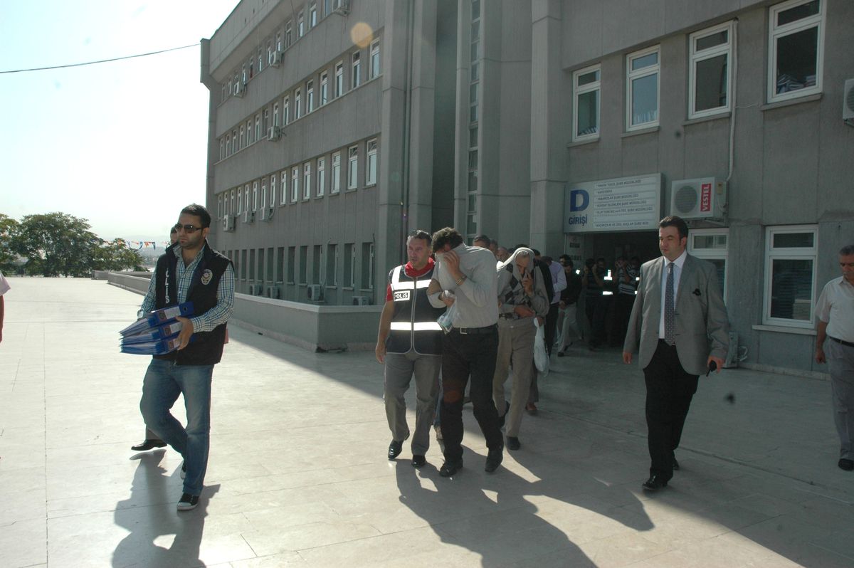 Başkent\'te Çekici ile Araç Çalan Çeteye Operasyon