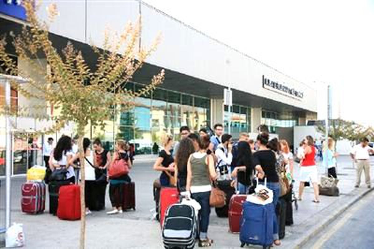 Haciz, Seferleri Aksattı