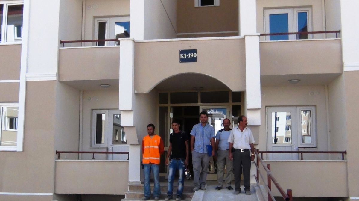 Erciş\'te Afet Konutlarının Teslimi Devam Ediyor