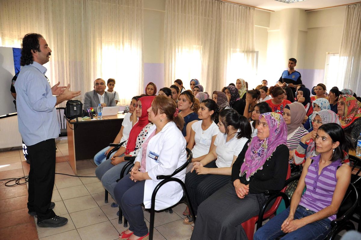 Evlilik Okulu Seminerleri Devam Ediyor