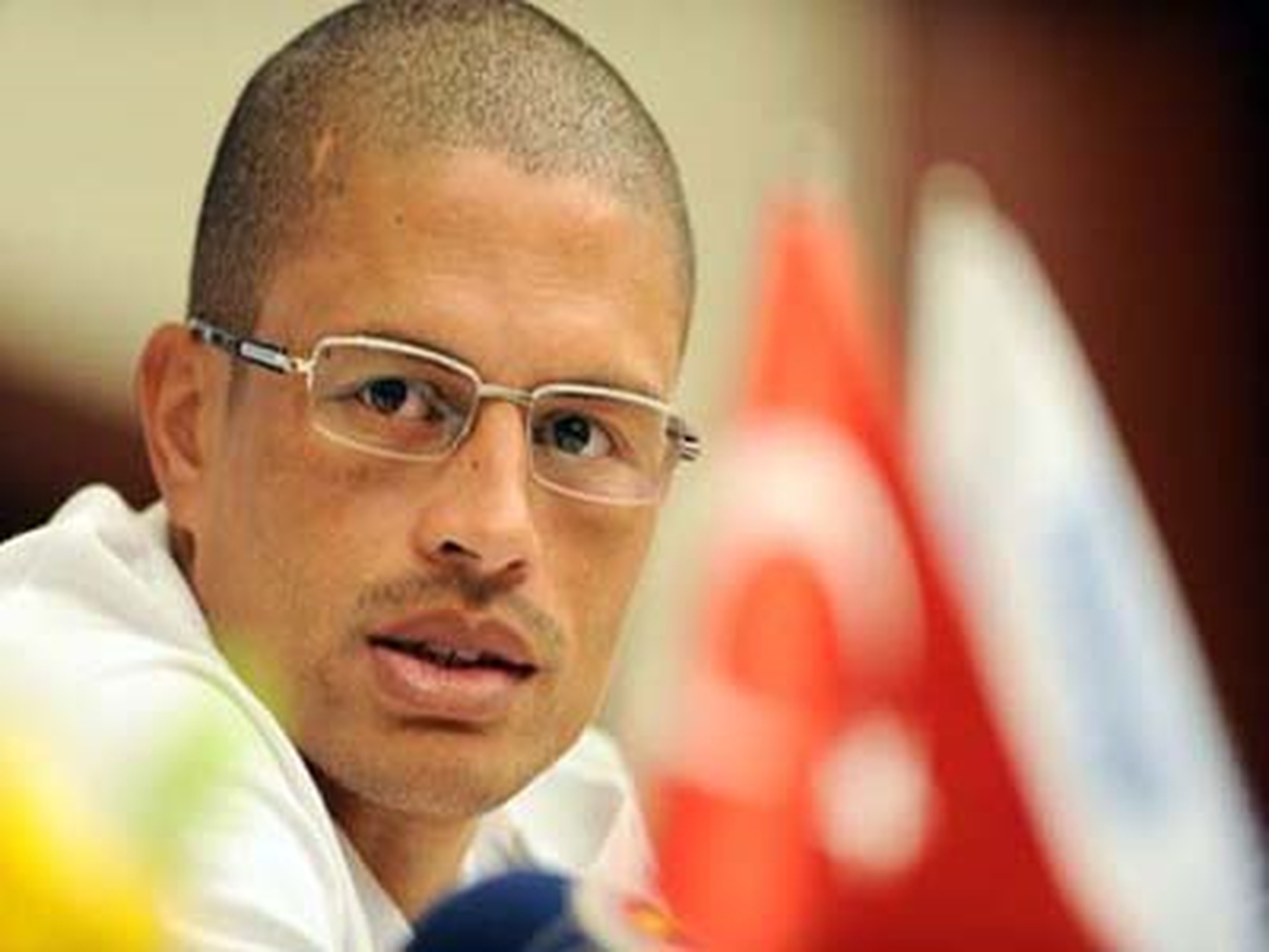 Fenerbahçe, Alexi Borsaya Bildirdi