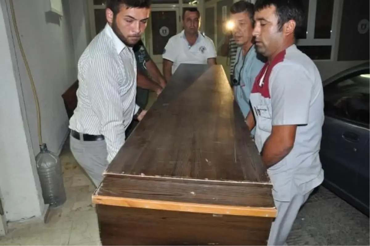 Milas\'ta İki Kişi Evde Silahla Vurulmuş Halde Ölü Bulundu