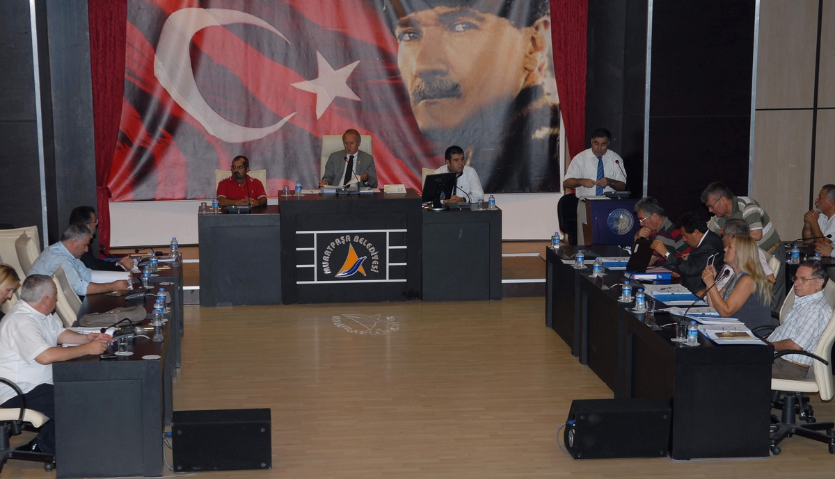 Muratpaşa Meclisi\'nden Gölgelik Sorununa Çözüm
