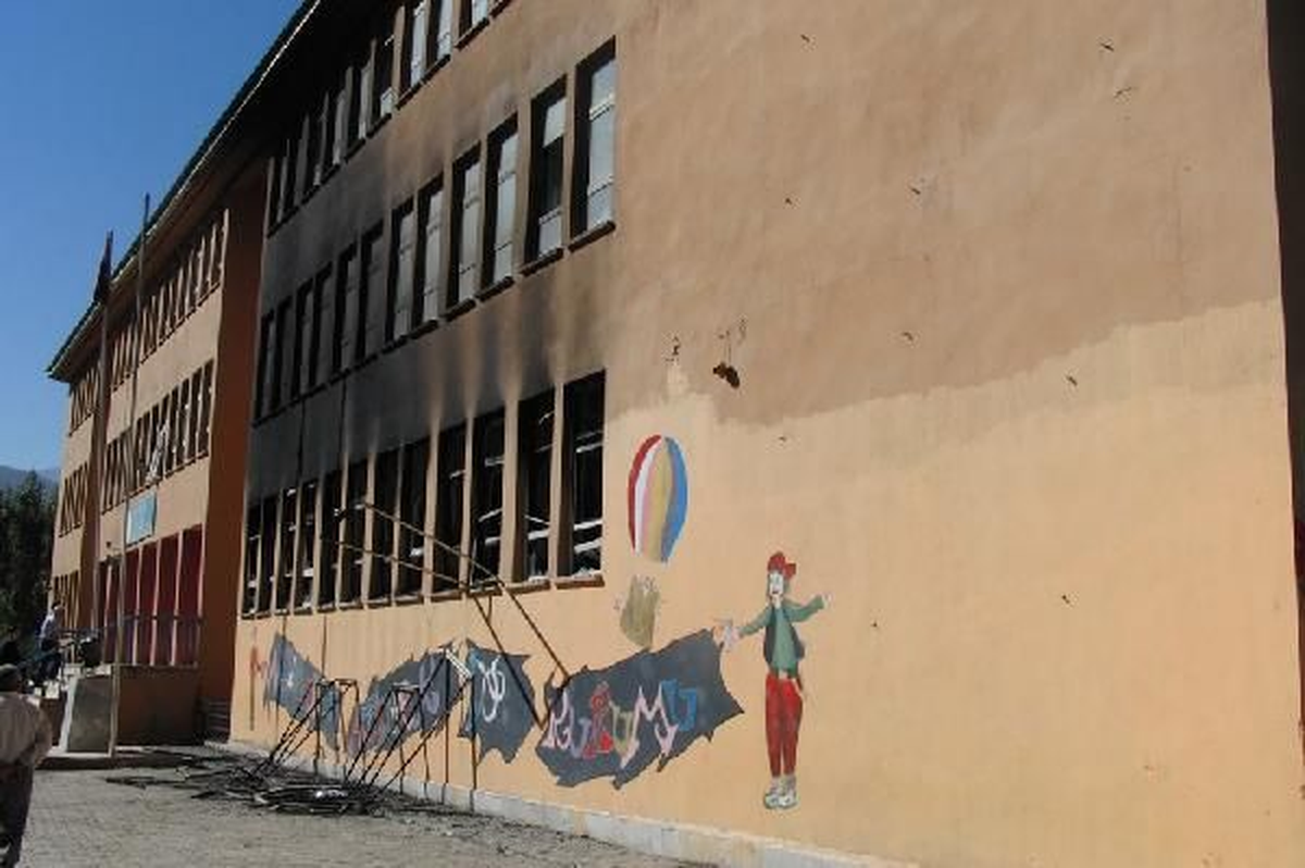 PKK Aynı Okulu İkinci Kez Yaktı