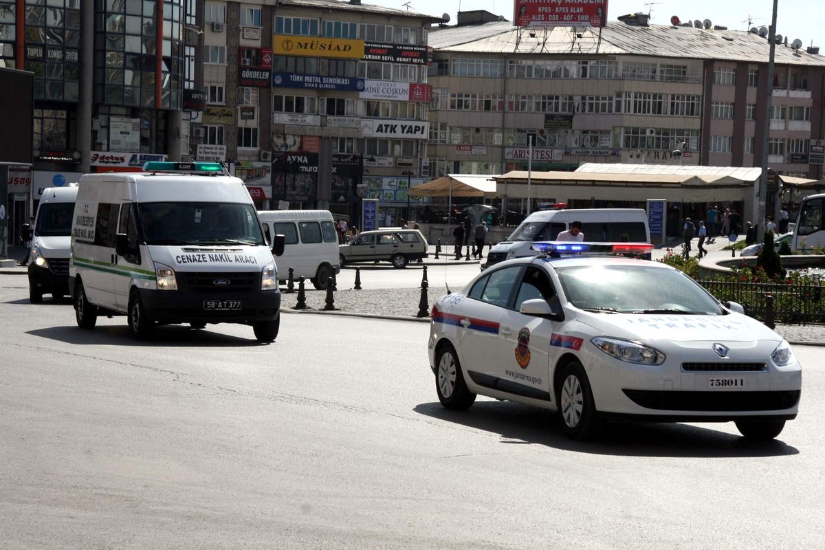 Şehit Jandarma Er Topaloğlu\'nun Cenazesi Sivas\'ta