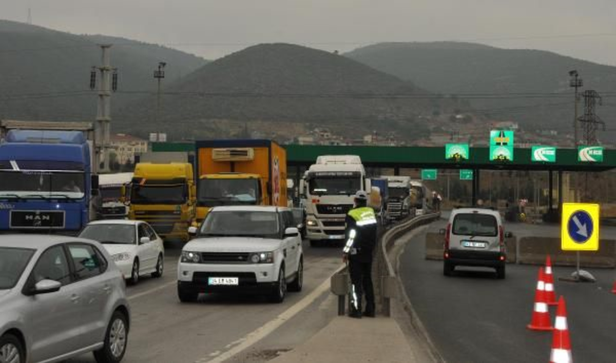 Tem Otoyolunda Yol Bakım Çalışması
