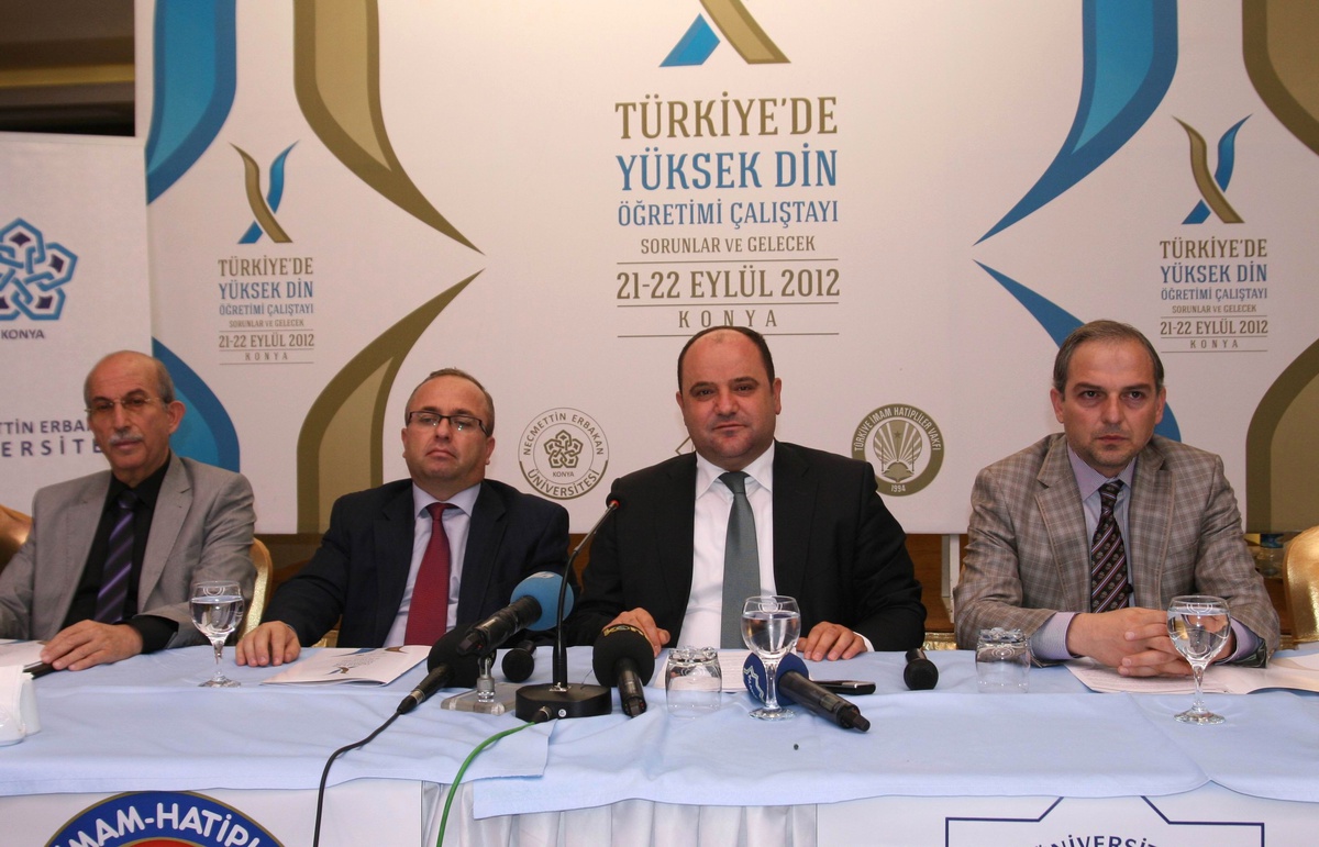 "Türkiye\'de Yüksek Din Öğretimi Çalıştayı" Sonuçlandı