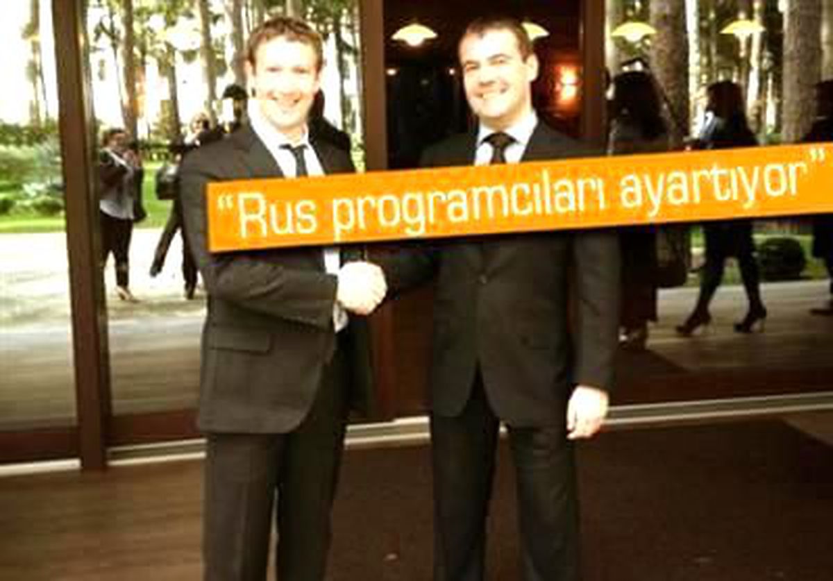 Zuckerberg Rusya\'da Medvedev ile Görüştü
