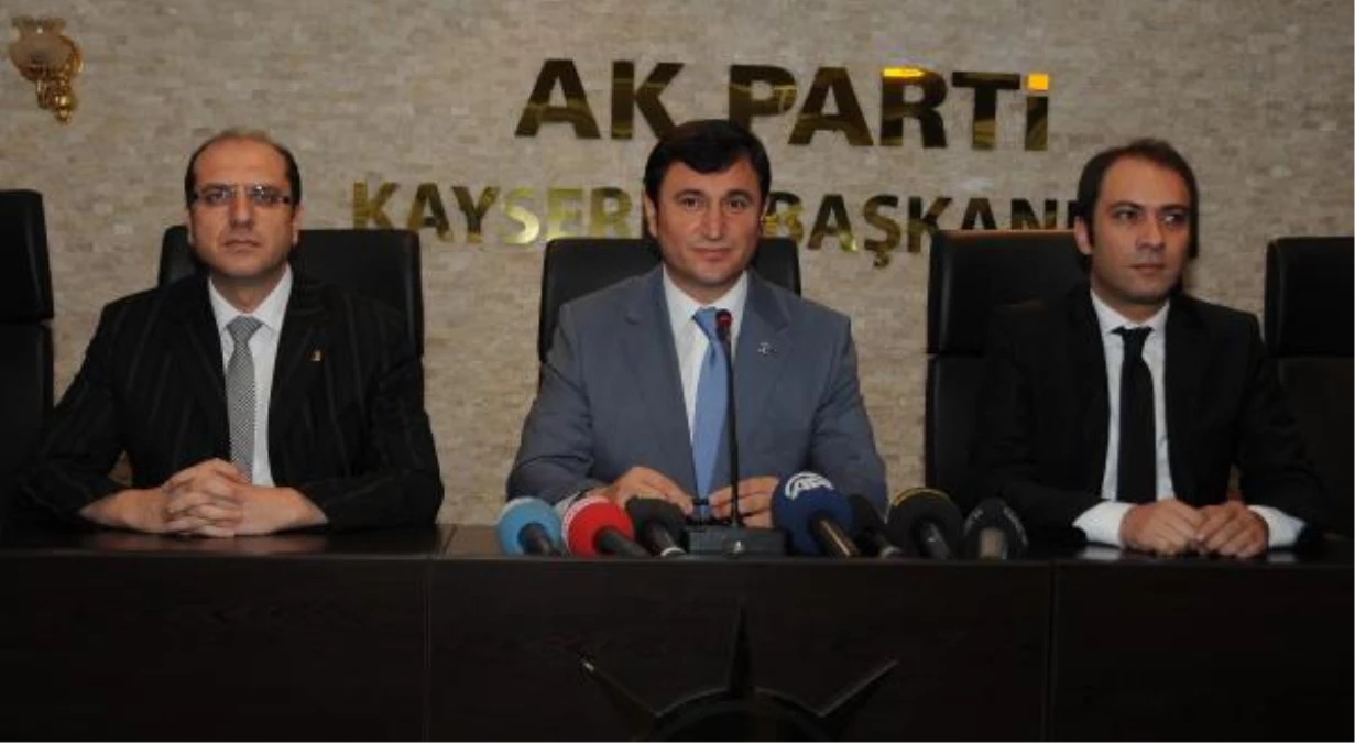 AK Parti Kayseri İl Başkanı: Cumhurbaşkanı ile Başbakan Arasında Bir Zıtlık Görmüyorum